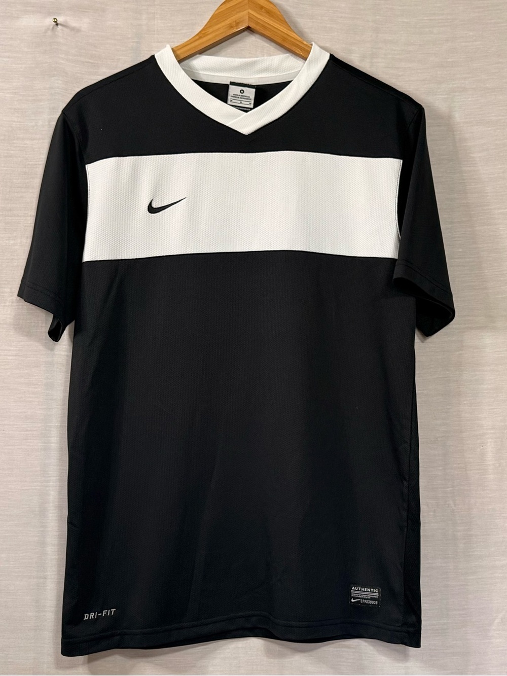 Nike Dri-FIT Black White Soccer Jersey Shirt M